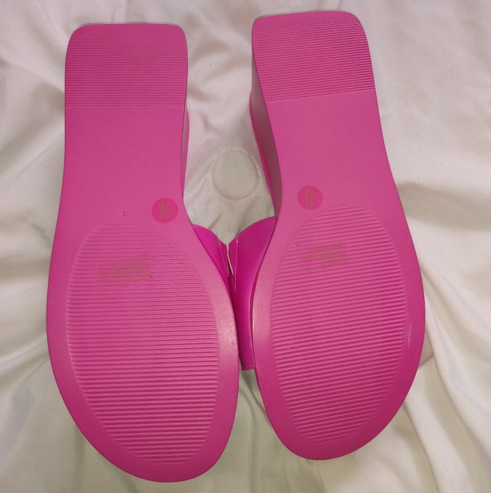 Single Band Platform Wedge Slide Sandals - Picture 4 of 5